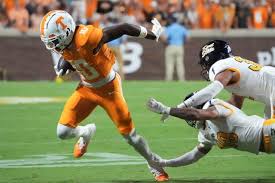 WR Mike Matthews returns to Tennessee football rather than enter transfer portal