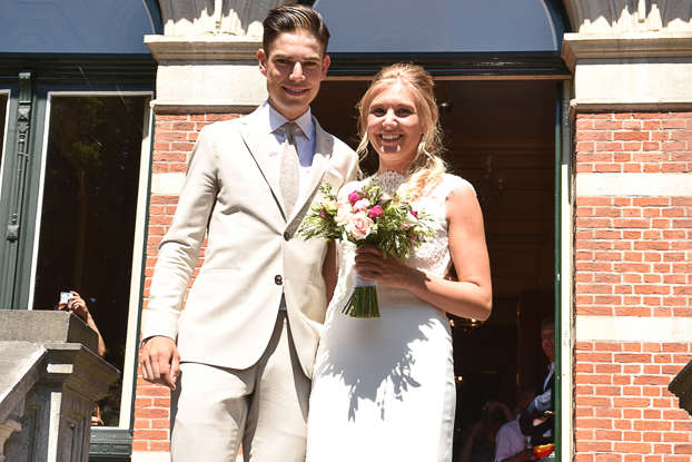 "Bewusteloos" Vrouw Wout van Aert deelt haar verhaal met fans