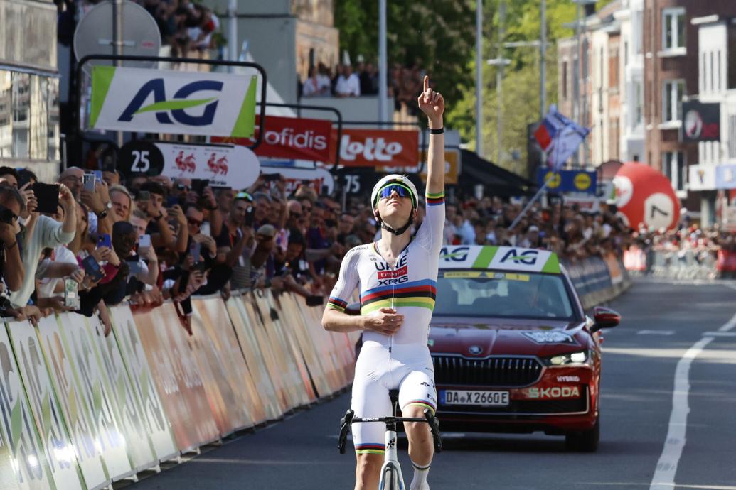Pogacar claimt Critérium du Dauphiné 2025 en zet daarmee baken voor Tour de France