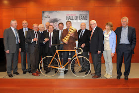 Belgisch kampioen Eddy Merckx is de eerste renner die wordt opgenomen in de "Hall of Fame" van de Giro d'Italia