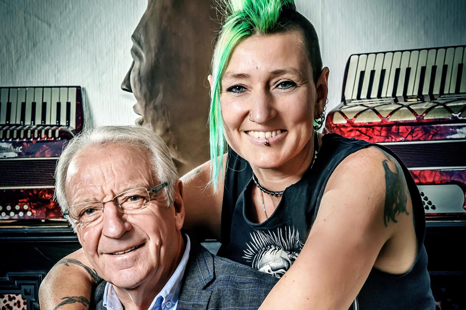 Belgische Wielergemeenschap rouwt om het verlies van José De Cauwers dochter, Debbie De Cauwer