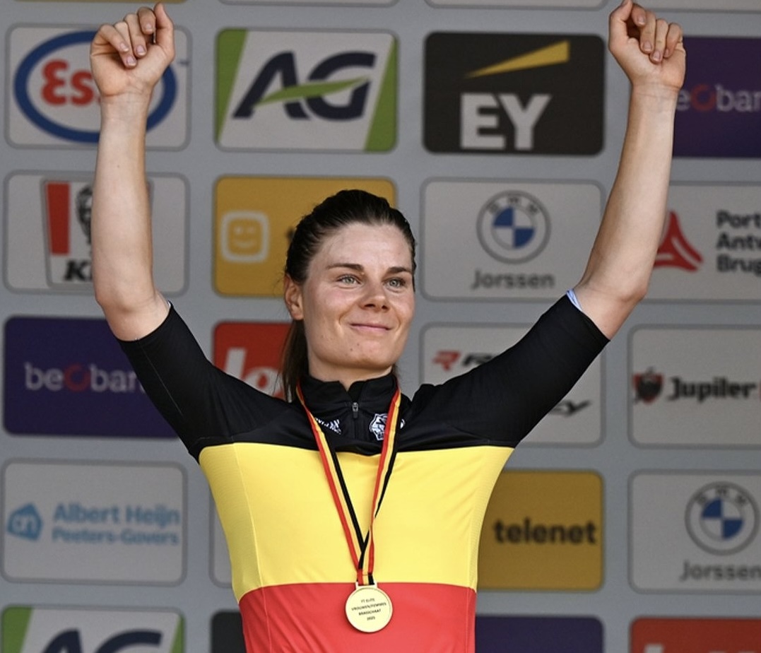Lotte Kopecky domineert Belgisch kampioenschap tijdrijden voor de 7e keer op rij