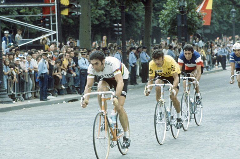 1975: Het jaar waarin Bernard Thévenet de kannibaal versloeg - Een historische overwinning die het wielrennen voorgoed veranderde