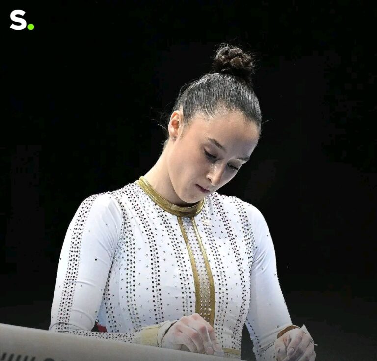 Zojuist binnen: Nina Derwael kondigt op 25-jarige leeftijd haar afscheid van de topsport aan vanwege…