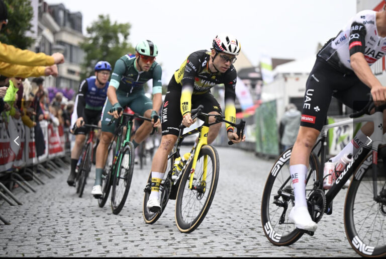Wout van Aert keert terug naar de wielersport met debuut in de Tour de Germany na zege in de Tour de France