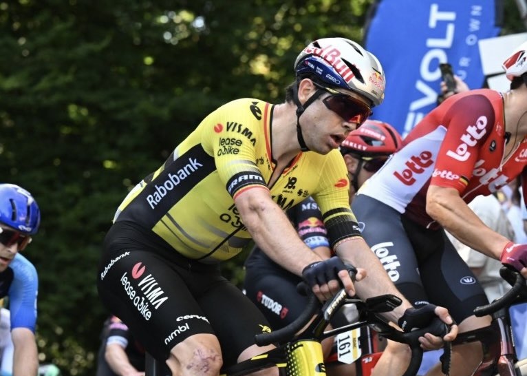 Wout van Aert pakt tiende plaats in Hamburg en werkt aan topvorm