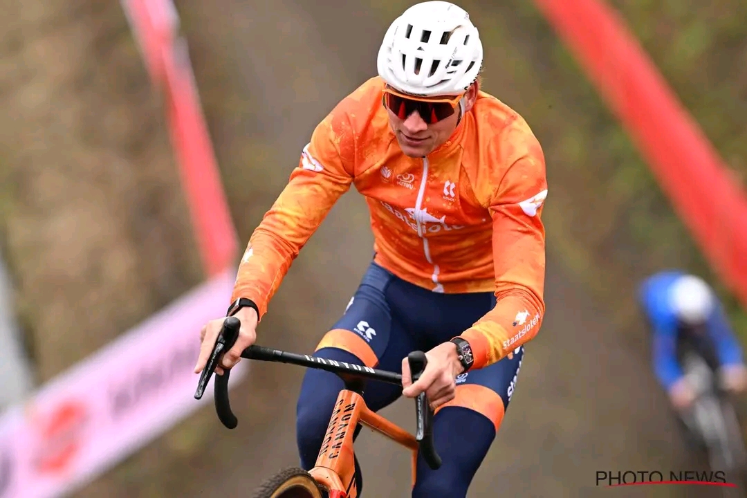 Zojuist binnen: Van der Poel crasht tijdens WK-verkenning in Hulst.