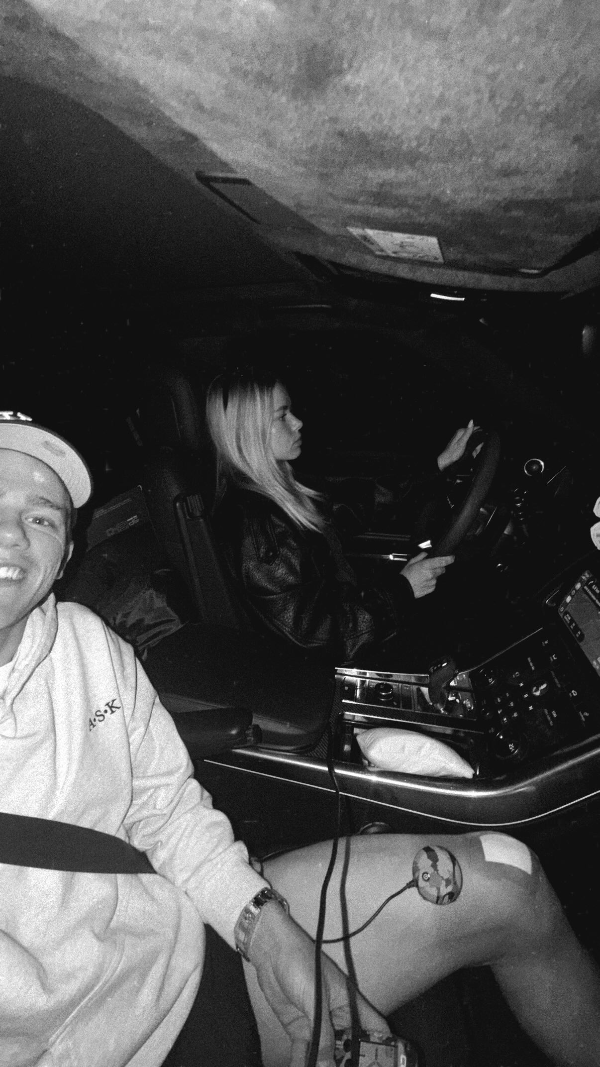 Net binnen: “Ogen gericht op comeback” — Thibau Nys toont 📸 sterke vooruitgang in zijn herstel na een knieoperatie.