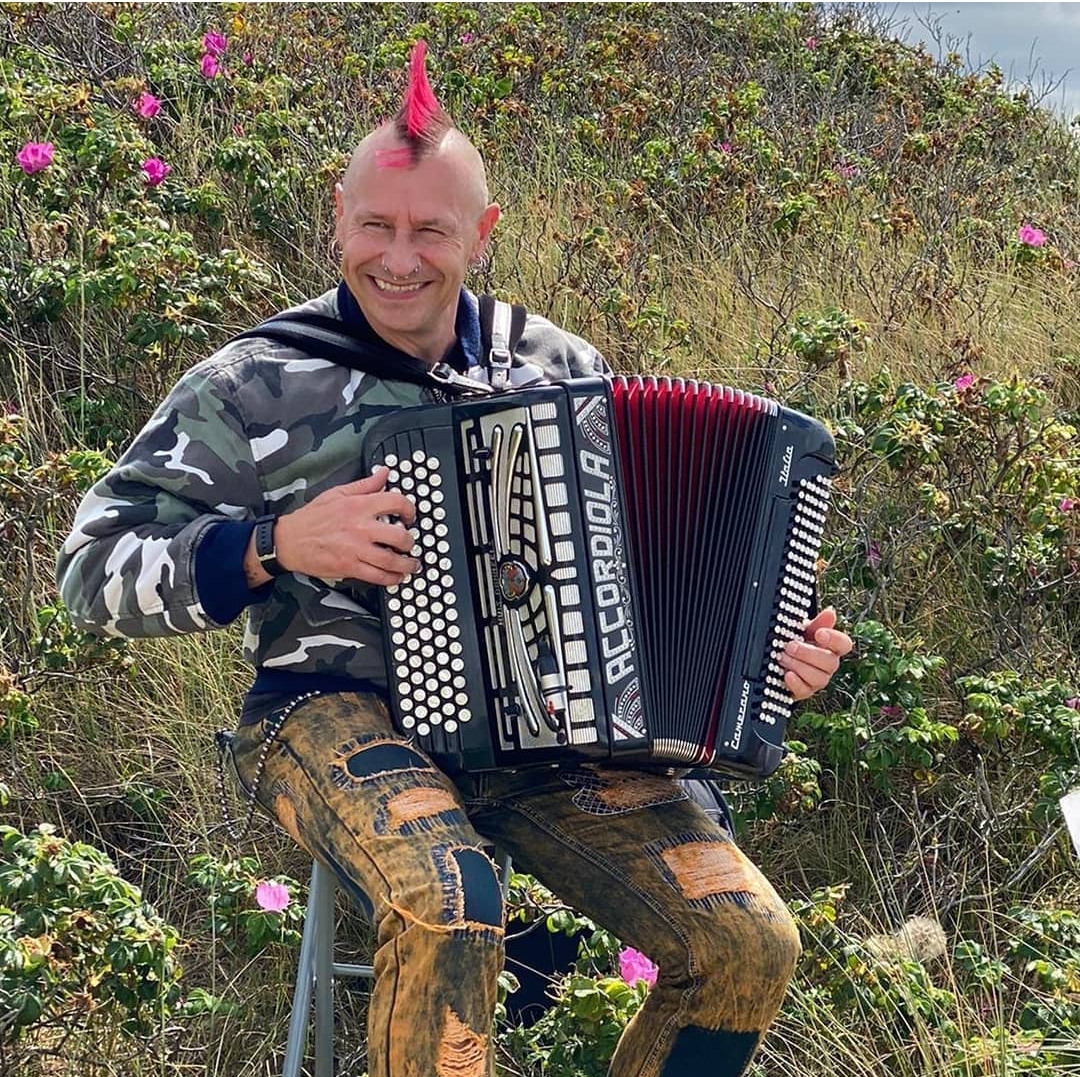 Net binnen: Marino Punk vindt opnieuw liefde na tragisch verlies van zijn vrouw Debbie